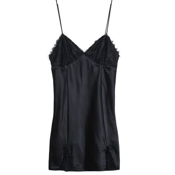 BRAND NEW Elle Rêve Aja Satin Slip Dress in Black - Picture 4 of 7